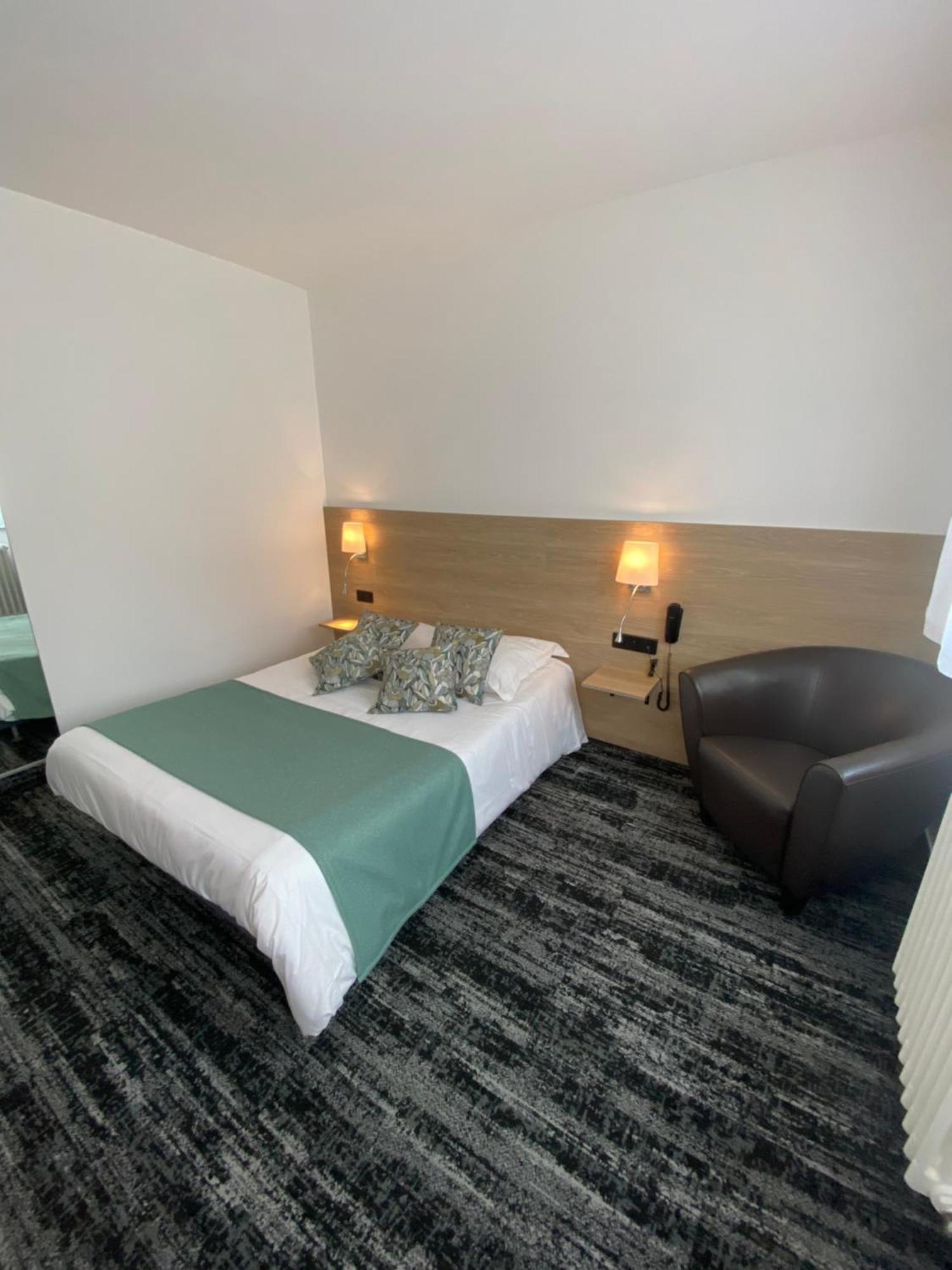 Hotel Du Louvre Cherbourg-en-Cotentin Dış mekan fotoğraf