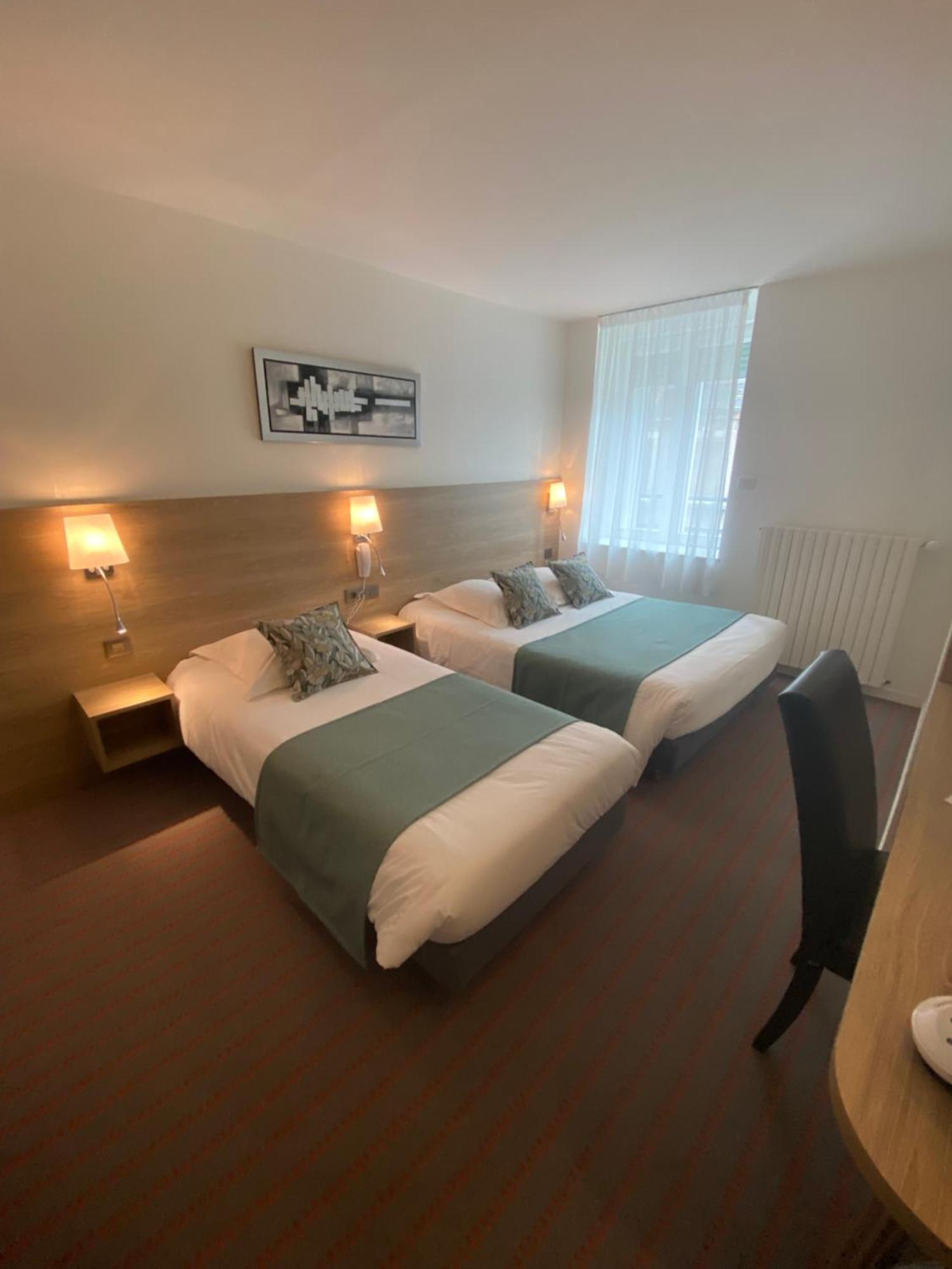 Hotel Du Louvre Cherbourg-en-Cotentin Dış mekan fotoğraf